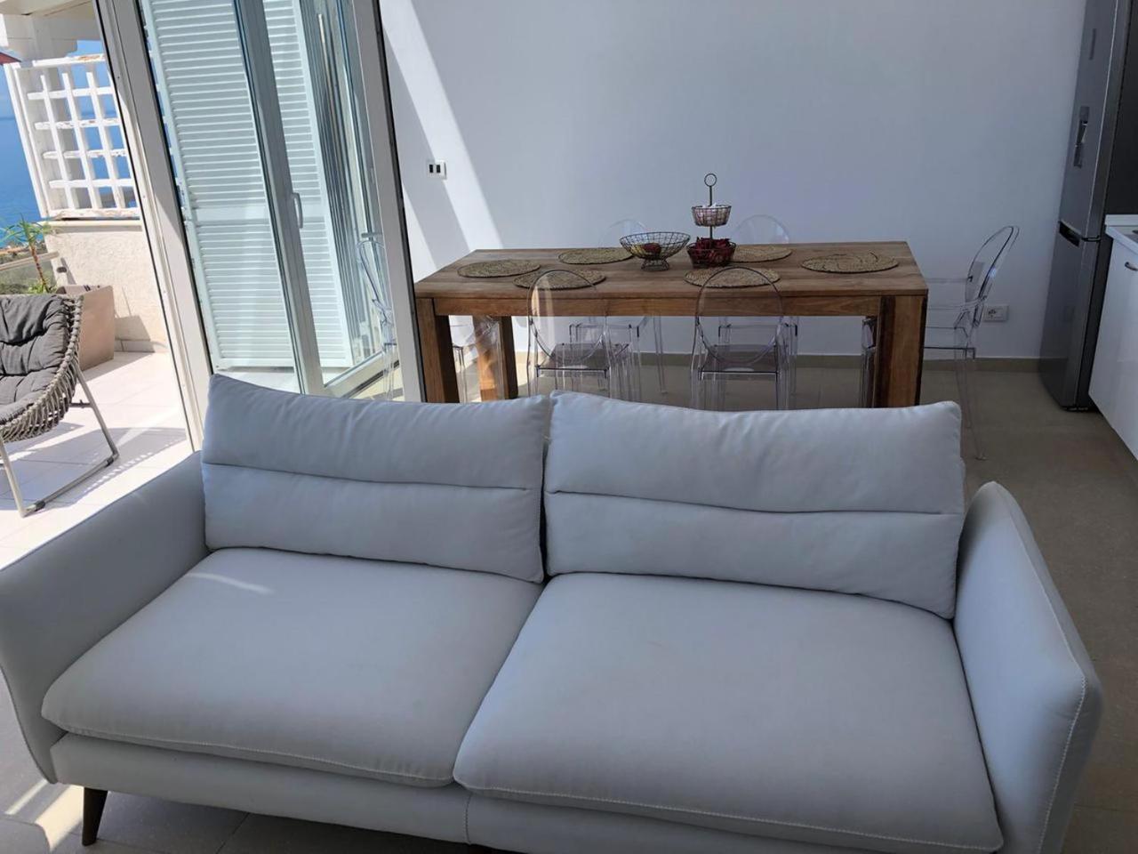 Olives Residence Dhërmi Habitación foto